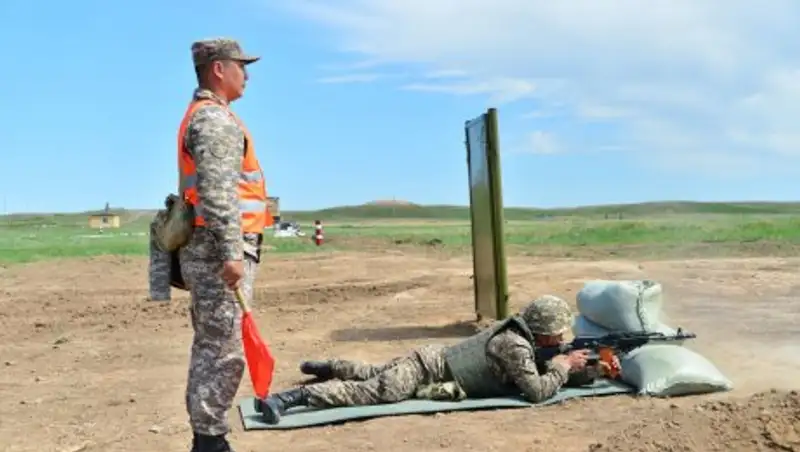 В Вооруженных Силах Казахстана проходят курсы повышения квалификации «Тактик»