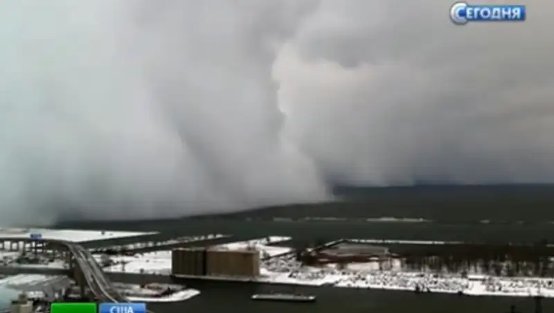 В США объявили чрезвычайное положение из-за мороза и снега