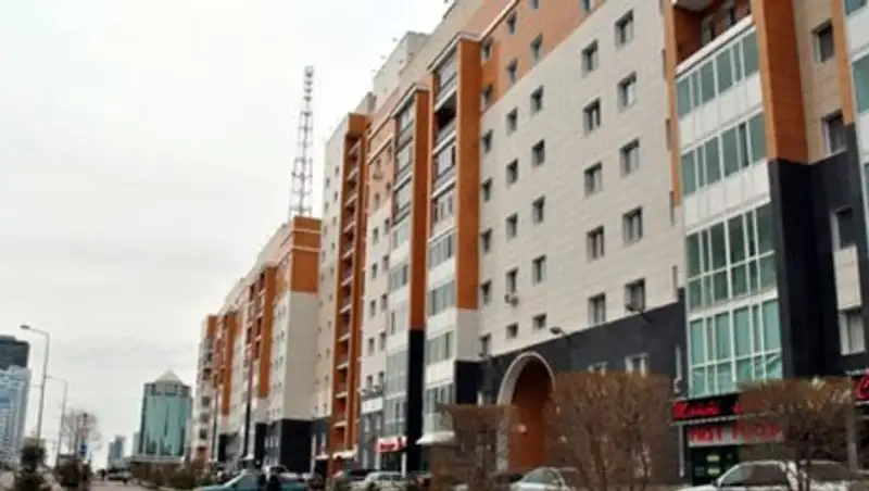 В Астане осудили квартирную мошенницу - мать пятерых детей