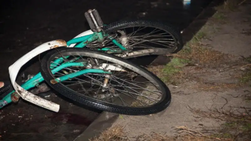 Пьяный водитель сбил насмерть 81-летнего велосипедиста и скрылся