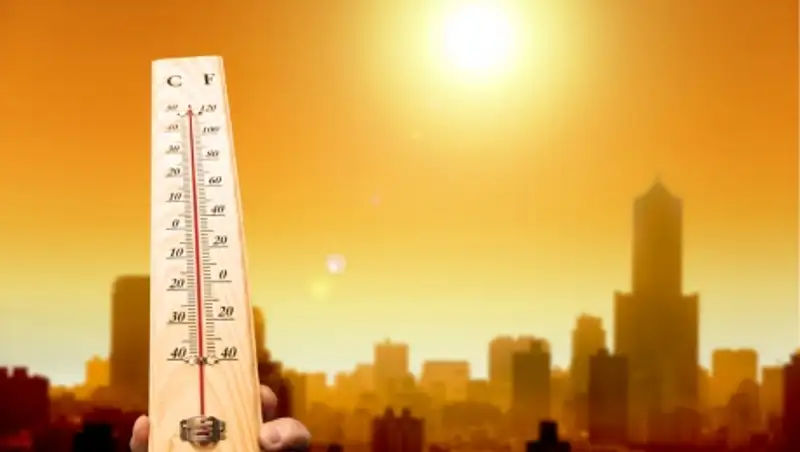 В пятницу в Атырауской и Западно-Казахстанской областях сохранится очень сильная жара