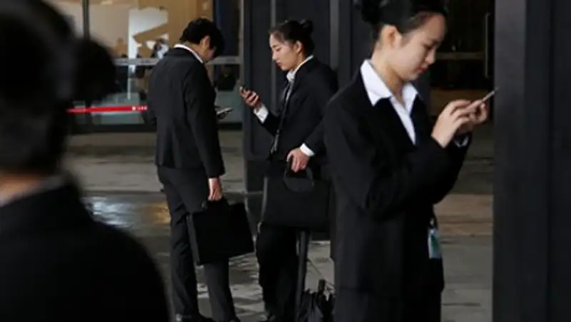 В Китае запретят лечить интернет-зависимых электрошоком