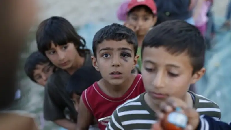 Власти Греции начали постепенную эвакуацию лагеря беженцев близ Идомени