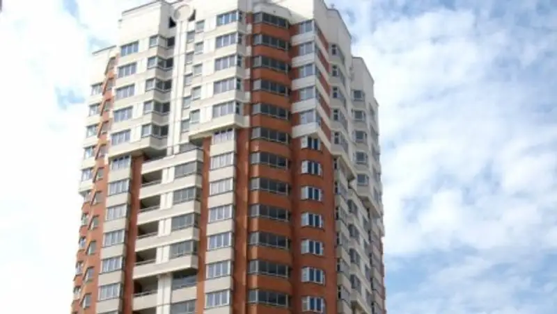 Эксперт: Долларовые цены на недвижимость в Астане и Алматы снизятся на 20% к концу года