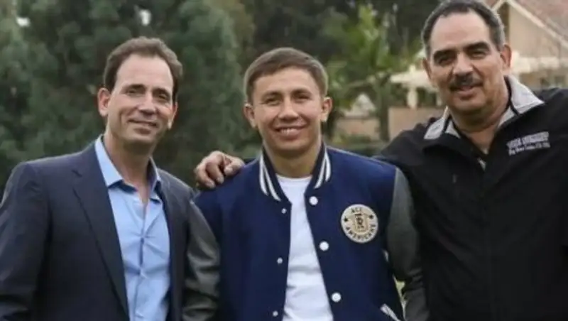 СМИ: Команда Головкина рискует, откладывая бой с Альваресом