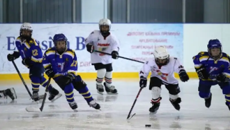 В Усть-Каменогорске стартовал II тур ЧМ РК по хоккею среди детско-юношеских команд