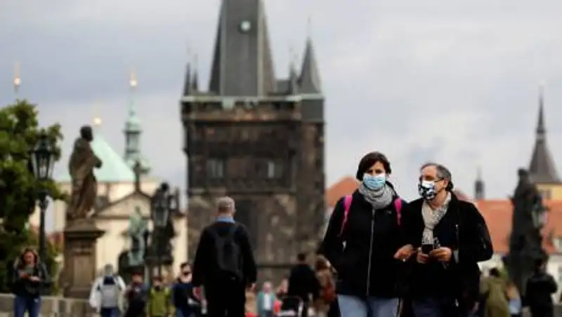 Восстановить режим ЧС из-за коронавируса хотят в Чехии