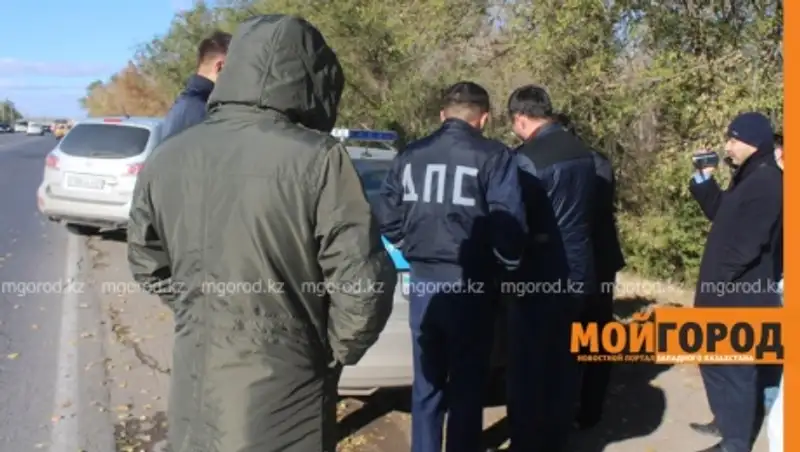 Задержанные в Уральске полицейские получили взятку за несоставление адмпротокола