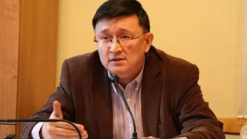 Айдар Алибаев: Оснований для резких движений по депозитам и панических настроений нет