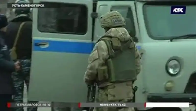 Из-за подозрительного пакета в Усть-Каменогорске оцепили улицу