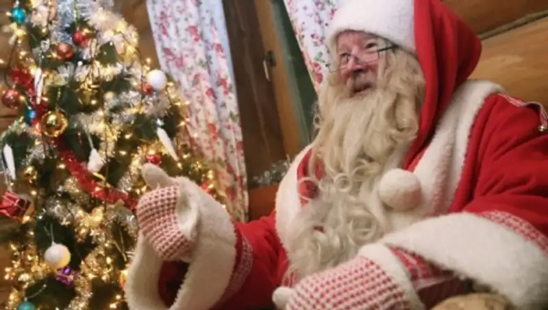 СМИ: в американской школе запретили Рождество и Санта-Клауса