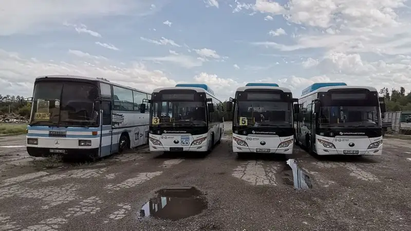 Акимат Талдыкоргана опроверг слова министра Карабаева относительно износа автобусов, фото - Новости Zakon.kz от 21.06.2023 17:59