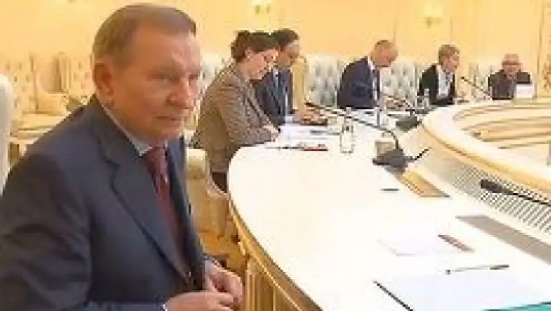 Кучма обвинил ополченцев в срыве минских переговоров и ждет реакции России