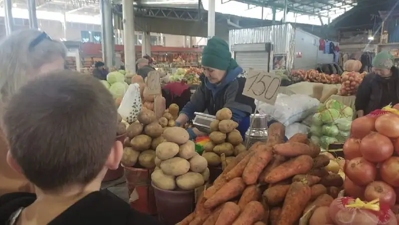 За две недели в регионах Казахстана выросли цены на куриные яйца и подорожали овощи , фото - Новости Zakon.kz от 07.11.2022 17:10