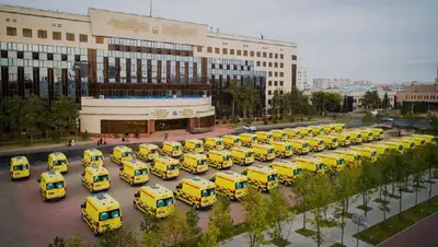 машины скорой помощи в столице, фото - Новости Zakon.kz от 11.09.2022 14:39
