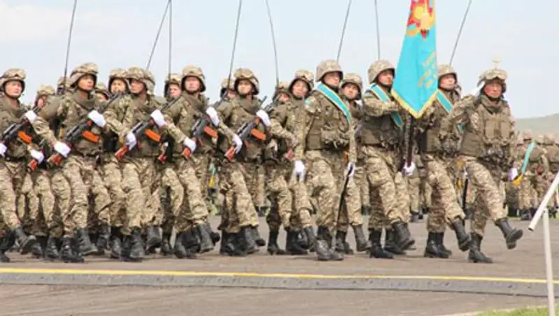 В Таразе состоялось торжественное собрание, посвященное Дню защитника Отечества