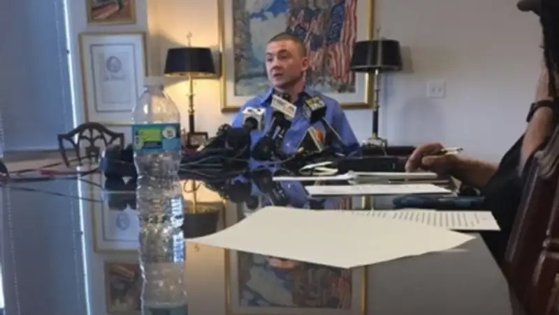 В США приемные родители много лет насиловали усыновленного в России мальчика