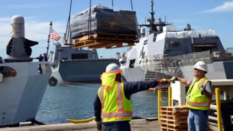 Корабль Береговой охраны США ввез в страну 14 тонн кокаина