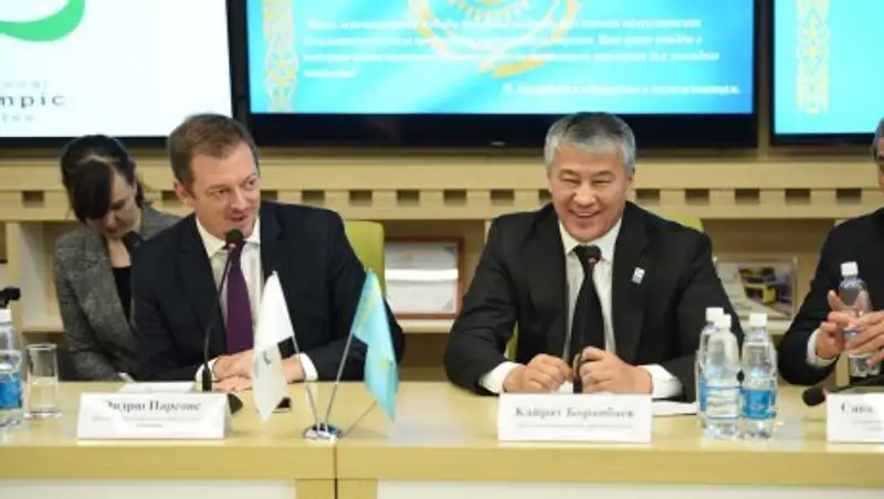Президент Международного паралимпийского комитета прибыл в Казахстан