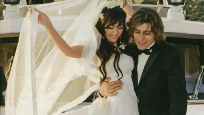 Семья Заворотнюк показала архивные фото