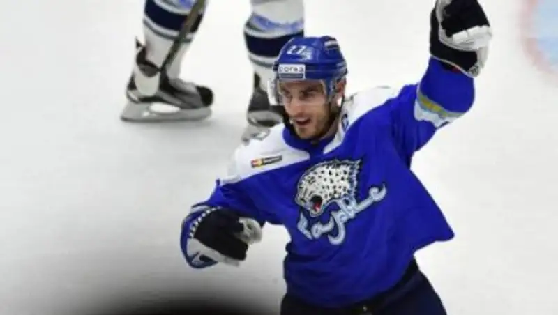 Капитан «Барыса» Боченски завершит карьеру хоккеиста