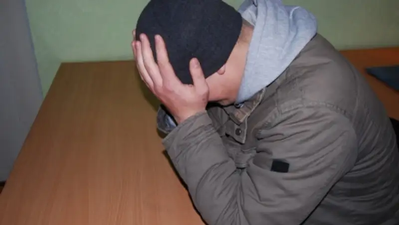 В Павлодаре задержали молодого человека, пытавшегося украсть сумку работницы аптеки 