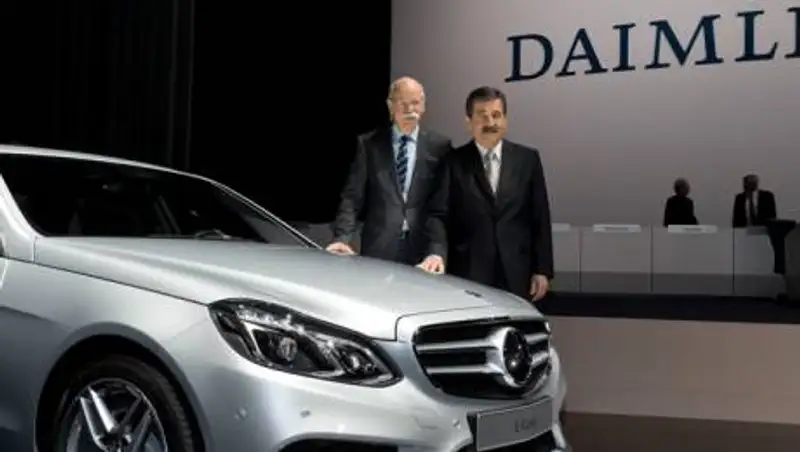 Mercedes отзывает более миллиона машин из-за неисправности