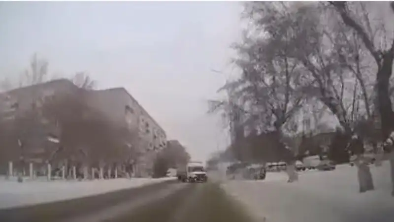 В Павлодаре два человека пострадали в ДТП