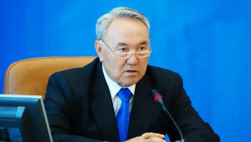 Больше средств на изучение языков необходимо выделять через АНК, считает глава государства