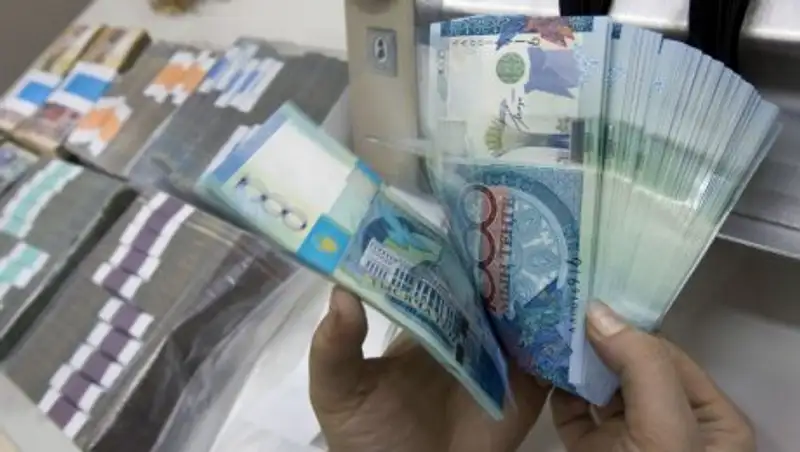 Казахстан готов отказаться от использования наличных денег