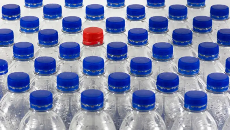 Мужчина пострадал при пожаре на заводе пластиковых бутылок в Нур-Султане