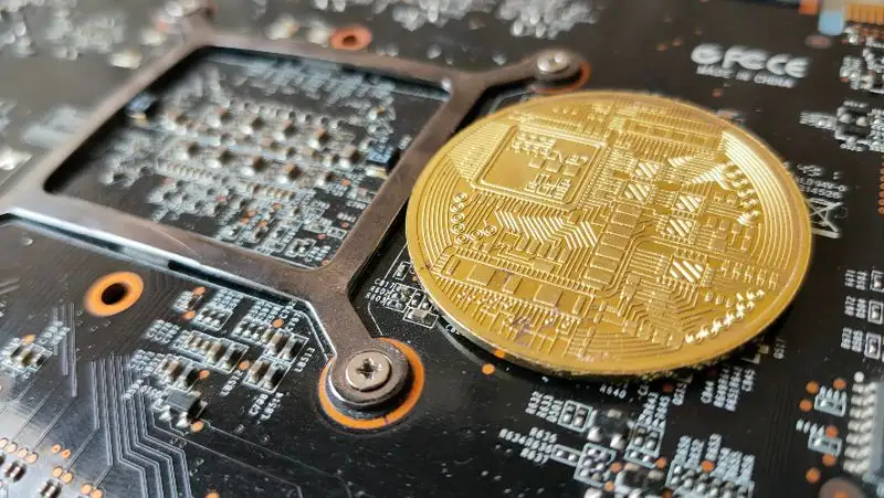 Ужесточается нормативное регулирование майнинга в Казахстане