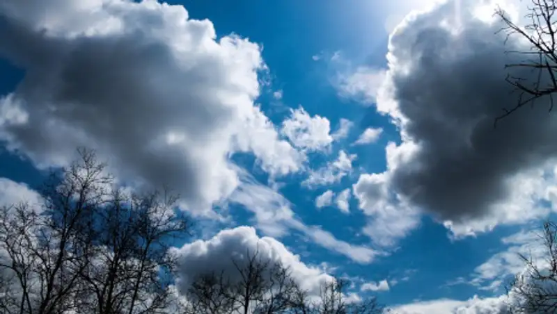 Погода на среду: на юге Казахстана - дождь, на востоке - без осадков