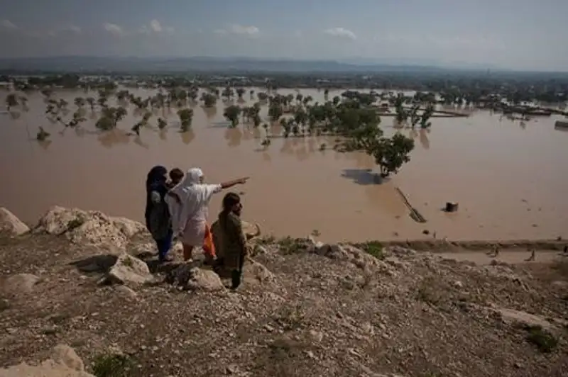 floods06 Наводнение в Пакистане: Год спустя, фото - Новости Zakon.kz от 08.08.2011 18:09