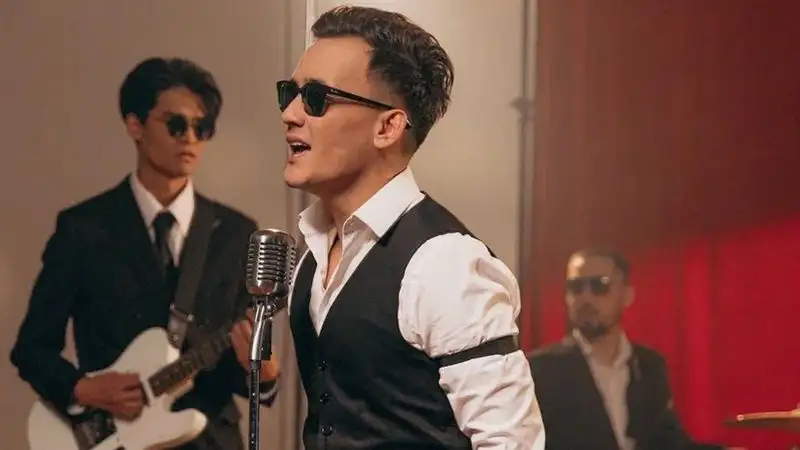 Али Окапов опубликовал кадры со съемок клипа