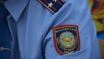 Ранены женщина и ребенок: в ЗКО полиция ищет стрелка, фото - Новости Zakon.kz от 06.09.2023 00:51