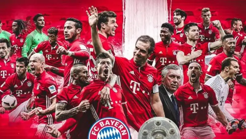 "Бавария" завершила чемпионат Германии "пивным душем"