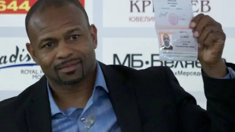 Боксер Рой Джонс захотел побиться с Андерсоном Сильвой из UFC