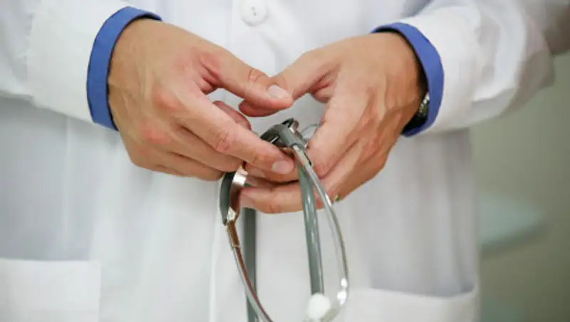 В Алматы граждане Индии незаконно проводили операции в частной клинике