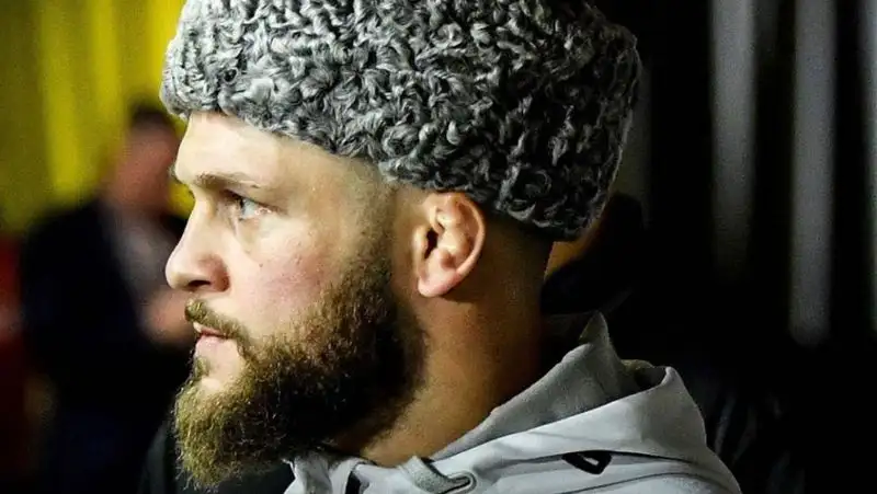 Казахстанский боец вошел в Топ-10 рейтинга UFC