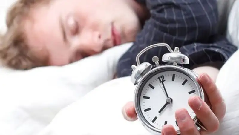 Житель Костанайской области в петиции просит правительство РК перевести часы