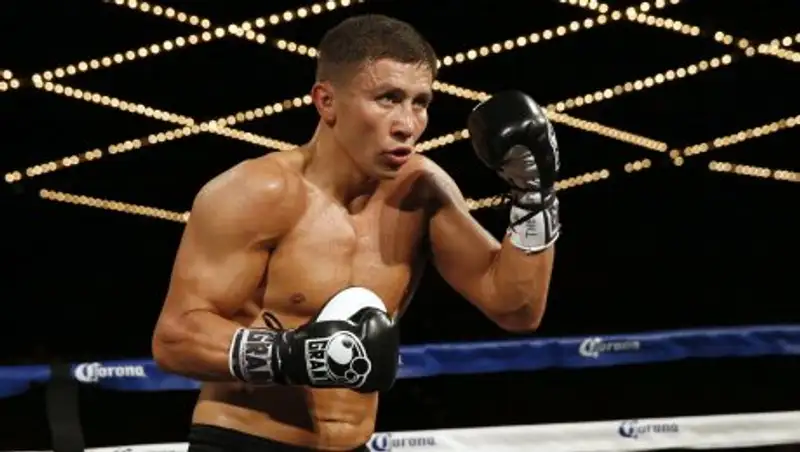 Специалист - в среднем весе оппонентов Головкину не вижу