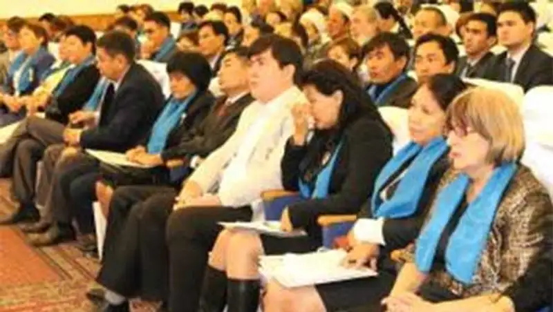 Состоялся VI Кызылординский областной гражданский форум, фото - Новости Zakon.kz от 24.10.2013 20:41