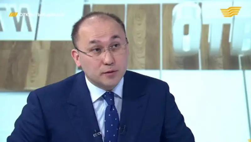 Абаев прокомментировал митинги в городах Казахстана