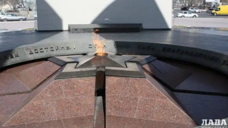 В Актау на монументе «Вечный огонь» планируют установить видеонаблюдение