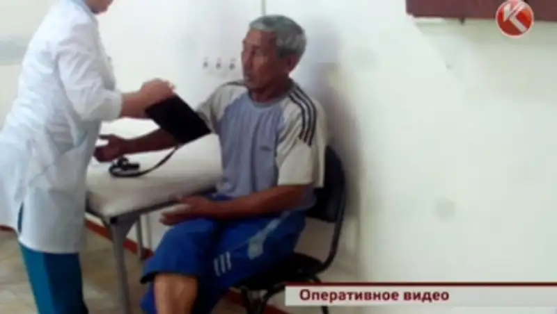 В Таразе водитель пытался скрыться от полицейских на автобусе с пассажирами