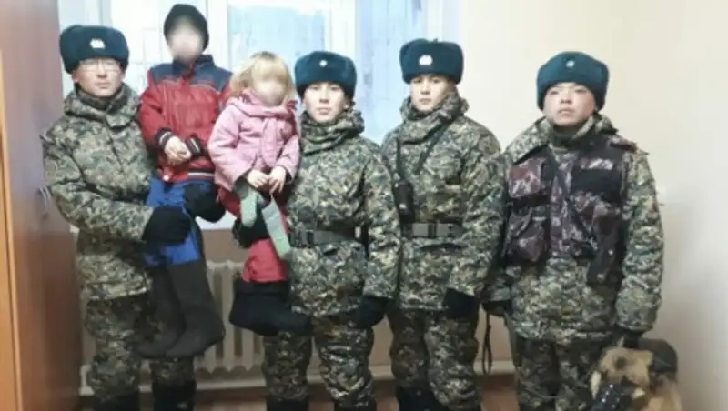 Замерзших детей спасли сердобольные соседи