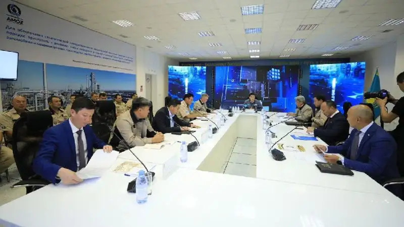 совещание Атырау, фото - Новости Zakon.kz от 02.09.2022 17:52