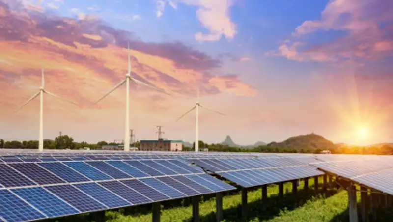 На треть снизилась стоимость солнечной электроэнергии благодаря аукционным закупкам