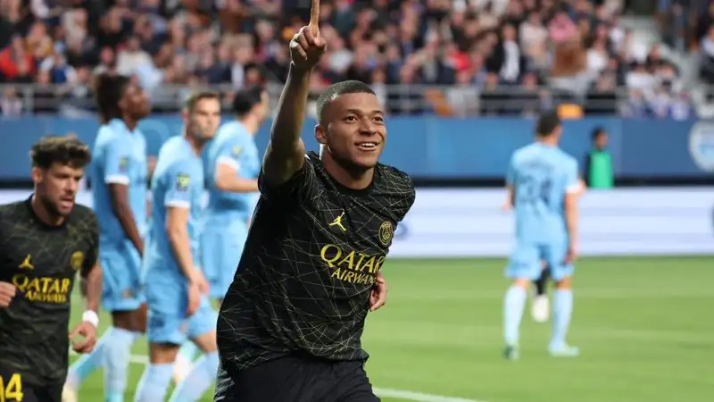 Мбаппе признан лучшим футболистом Франции четвертый сезон подряд